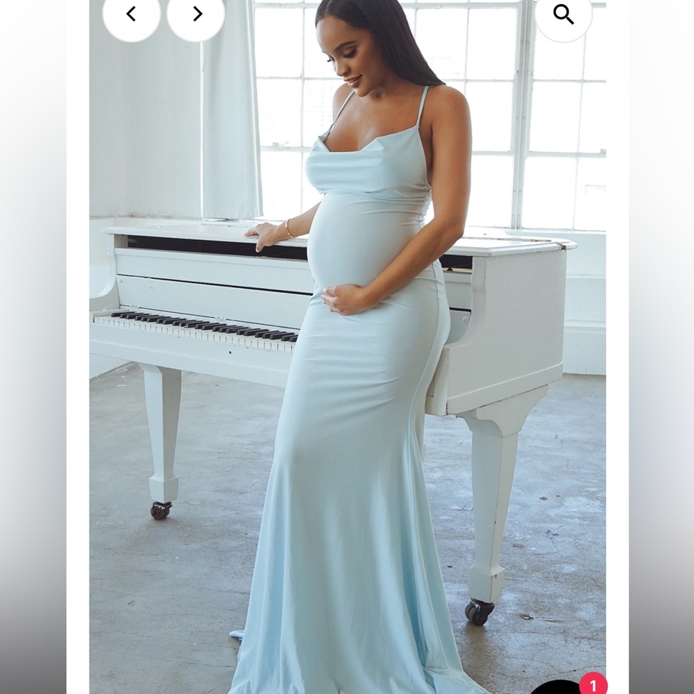 Lucia Maternity Gown- light blue ChicBumpClub